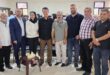 وقفة تضامنية مع مديرة مدرسة برقايل بدعوة من البلدية 
