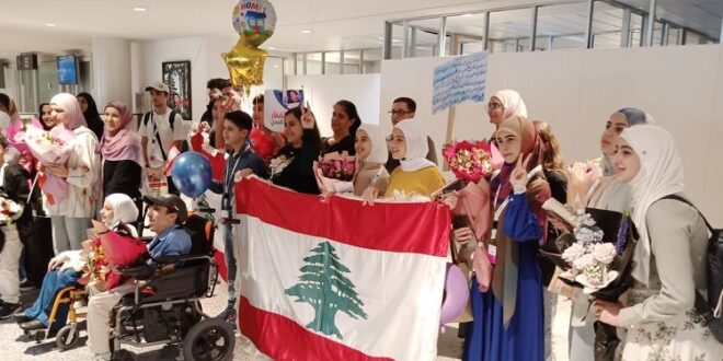 المبرّات تستقبل تلامذتها العائدين من دبي بعد حصد المرتبة الثالثة في مسابقة تحدي القراءة العربي