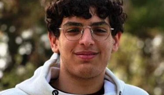 أصغر طالب في لبنان ينال دبلومًا جامعيًا في الذكاء الاصطناعي